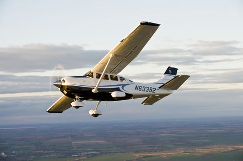 cessna - Google Search Cessna Aircraft, Private Planes, Small Plane, Cessna 172, Pilot License, Plane And Pilot, Small Aircraft, Private Pilot, Private Plane