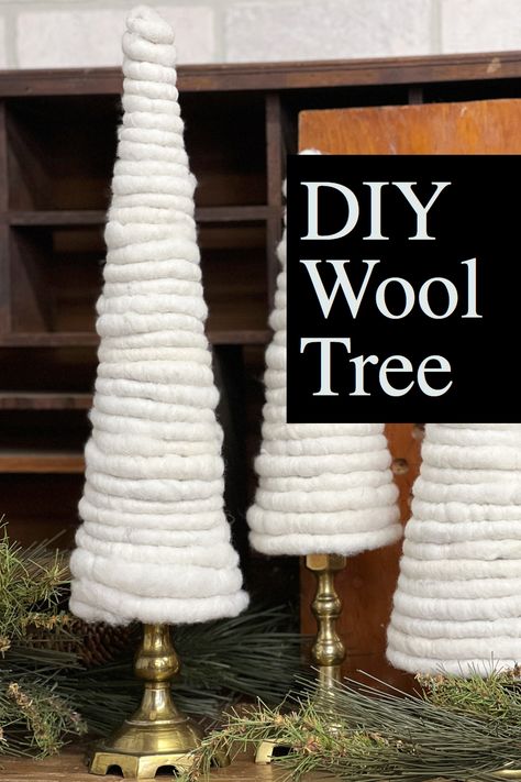 Candle Stick Decor Ideas, Wool Trees, Diy Candle Sticks, Xmas Candles, Yarn Trees, Candle Stick Decor, Diy Wool, Tree Candle Holders, Wooden Spool