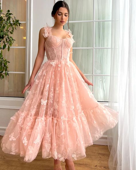 Unrealistic Dresses, Corset Gowns, Teuta Matoshi Dresses, Pink Butterfly Dress, Pink Corset Dress, Matoshi Dress, Aliexpress Dresses, Cotillion Dresses, Teuta Matoshi