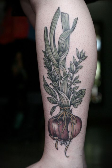 kirsten makes tattoos Onion Tattoo, Vegetable Tattoo, Parsley Sage Rosemary And Thyme, Herb Tattoo, Tatts Ideas, Food Tattoo, Cute Foot Tattoos, Colour Tattoos, Chef Tattoo