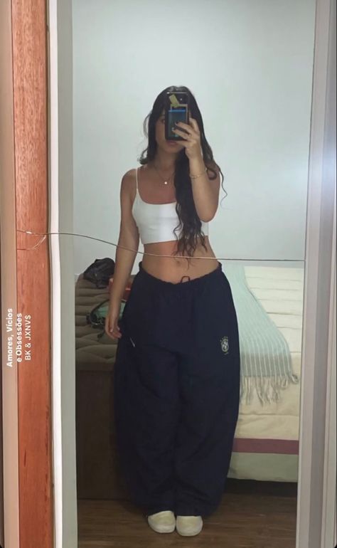 Basic Outfits Summer, Looks Hip Hop, 90s Inspired Outfits, Outfits Streetwear, Looks Street Style, Estilo Hip Hop, Causual Outfits, Basic Outfits, Girly Fashion