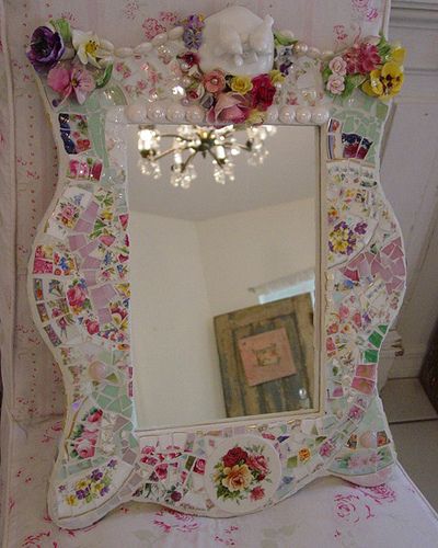 Whimsical 3~D Mosaic Mirror | Flickr - Photo Sharing! Mosiac Mirror, Mosaic Mirror Frame, French Country Living Room, Mosaic Mirror, Mosaic Artwork, Mirror Mosaic, Shabby Chic Pink, Cute Bedroom Decor, Mosaic Garden