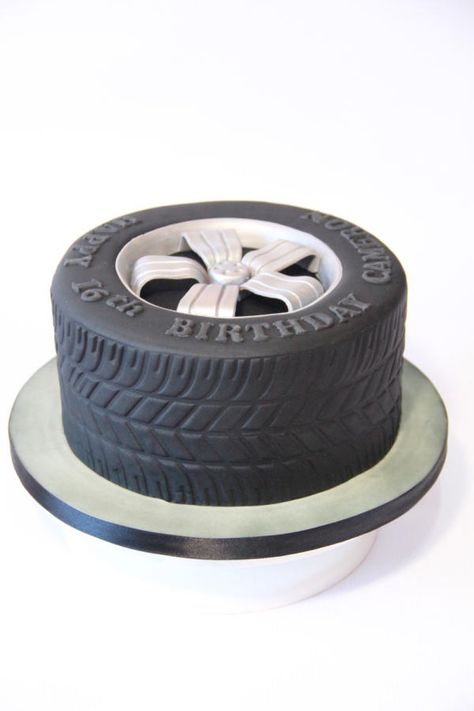 Tire Cake, Wheel Cake, Cars Birthday Cake, Car Wheels Rims, Gateaux Cake, Birthday Cakes For Men, Car Cake, Rims For Cars, Cakes For Men