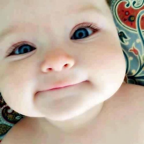 little baby with big blue eyes Baby Faces, Foto Baby, Chur, Future Baby, Future Kids, Baby Fever, Baby Pictures, Baby Photography