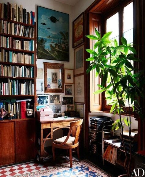 Art Nouveau Desk, Lots Of Books, Interior Boho, Home Libraries, Design Del Prodotto, A Desk, Home Library, White Bedroom, My New Room