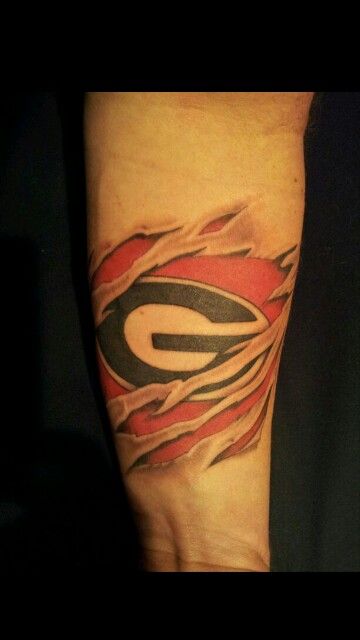 Uga tattoo! Uga Tattoos Ideas, Georgia Bulldog Tattoo Ideas, Georgia Bulldog Tattoo, Georgia Bulldogs Tattoo, Georgia Tattoo Ideas, Georgia Tattoo, Mario Tattoo, Around Arm Tattoo, Bulldog Tattoo