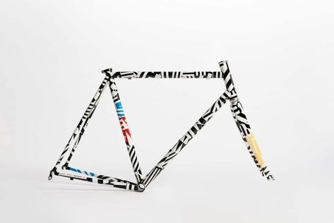 These three frames were built by Dario Pegoretti and painted by the Stuttgart State Academy design students. If you see something you like, bid over at Mano Nella Mano. All proceeds will go to a children hospice in Germany. Bike Frame Design, Trek Mountain Bike, Bicycle Paint Job, Paint Bike, Bike Illustration, Cycling Design, Bicycle Painting, Fixie Bike, Custom Bicycle