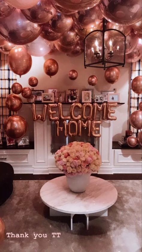 Welcome Home Party Ideas Surprise, Welcome Home Surprise, Welcome Back Party, Welcome Back Home, Welcome Home Decorations, Welcome Home Parties, Happy 15th Birthday, Welcome Home Baby, Birthday Dinner Party