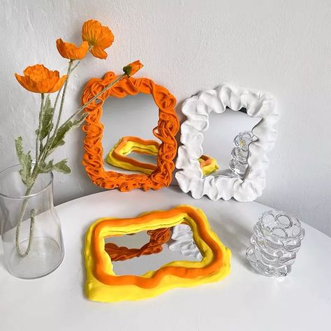 Mirror Flowers Diy, Clay Mirror, Vintage Gold Mirror, Mirror Rectangle, Retro Mirror, Art Ornaments, Flower Mirror, Diy Furniture Renovation, Decorative Mirror