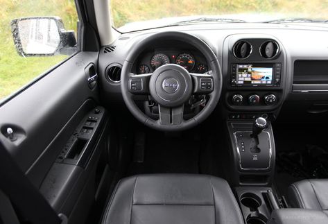 Jeep Patriot Aesthetic, White Jeep Patriot, Patriot Aesthetic, Jeep Patriot Interior, Jeep Interior, 2014 Jeep Patriot, Jeep Patriot Sport, Car For Teens, 2013 Jeep Wrangler