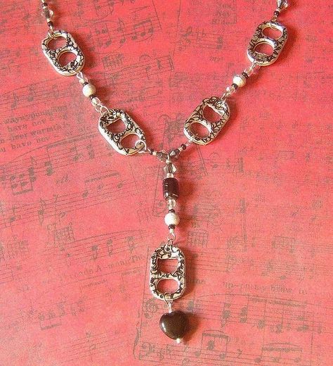 Pop Tab Necklace, Soda Tab Necklace, Pop Top Crafts, Tab Necklace, Pop Can Crafts, Soda Tab Crafts, Pop Can Tabs, Tab Crafts, Can Tab Crafts