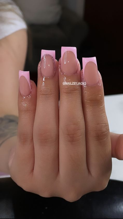 Short nails
French tip nails
Glitter nails Light Pink Short Acrylic Nails Designs, Pink Small Nails, Cute Frenchies Nails, Acrylics Short Square, Short Pink Tip Nails, Pink French With Glitter, Cute Simple Square Nails, Short Pink French Tip Acrylic Nails, Shorties Nails Square Spring