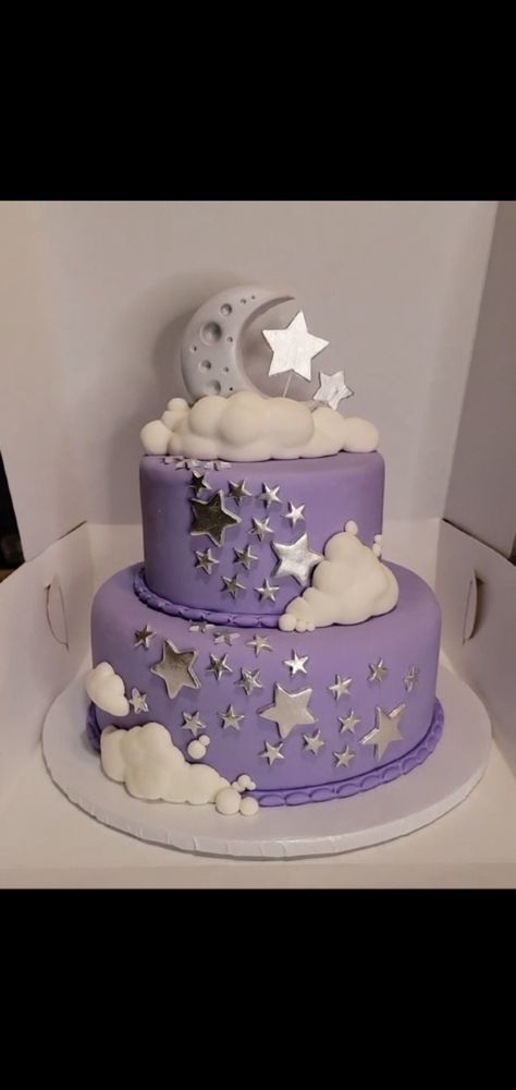 2 story cake with violet dyed fondant and gray fondant dyed stars painted with silver dust. Cake topped with a moon and 3D clouds made from gum paste and fondant; moon is pearl dusted and light gray dyed. Bakery bought topper stars are silver painted. Finished off with a light sprinkle of silver pearled dust all over the cake. Cloud Cake Ideas, Crescent Moon Cake, Cloud Theme Party, Rain Cake, Clouds Cake, Thunder Cake, Purple Cakes Birthday, Cloud Theme, Cloud Cake