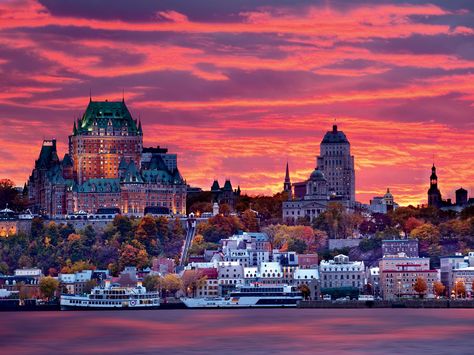 Auberge Saint-Antoine at sunset Quebec City Chateau Frontenac, Quebec City Canada, Canada City, Scenic Photos, Sky Photos, Best Sunset, Santa Lucia, Quebec City, Quebec Canada