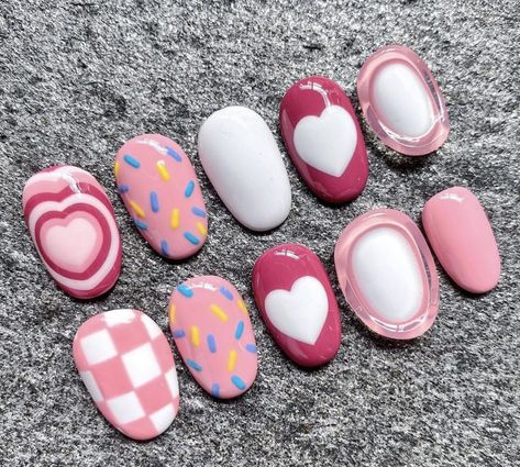 Rocker Nails, Almond Acrylic Nails Designs, Acrylic Nails Ideas, Summer Nails Art, Nail Art Designs For Beginners, Nail 2023, Nail Art Inspo, Easy Nail Art Designs, Kutek Disney