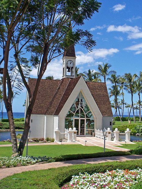 Wailea Beach Chapel | Wailea Beach Chapel on the grounds of … | Flickr Beach Chapel, Wailea Beach, Country Churches, Old Country Churches, Church Pictures, Country Church, Old Churches, Cathedral Church, Church Architecture