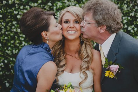 wedding, family photos Prom Photos With Family, Prom Family Photo Ideas, Prom Photos With Parents, Prom Picture Poses With Parents, Family Prom Photos, Family Prom Pictures, Father Daughter Prom Pictures, Prom Family Pictures, Wedding Picture Ideas With Daughter