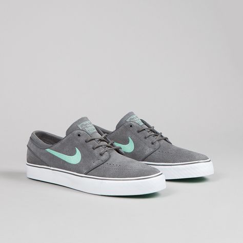 Nike Sb Janoski, Nike Skateboarding, Nike Sb Stefan Janoski, Skate Clothing, Skate Store, Stefan Janoski, Fresh Shoes, Skating Outfits, Shoe Obsession