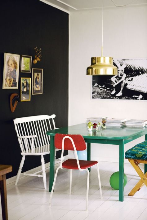 20 Reasons to Update Your Furniture With Paint via Brit + Co. Small Flats, Sweden House, Decoration House, Dark Walls, Interior Kitchen, Chairs Dining, White Floors, Colour Blocking, Black Walls