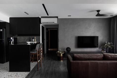 10 Dark Homes That Nail the Luxe and Cosy Look Effortlessly | Qanvast Black House Interior, Dark Homes, Black Homes, Dark Interior Design, Black Houses, Dark Living Rooms, Dark Modern, Small House Interior, Black Interior Design