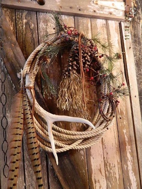 Western Wreaths, Deer Antler Crafts, Antler Wreath, Deer Antler Decor, Moose Deer, Antlers Decor, Antler Crafts, Deer Horns, Farm Christmas