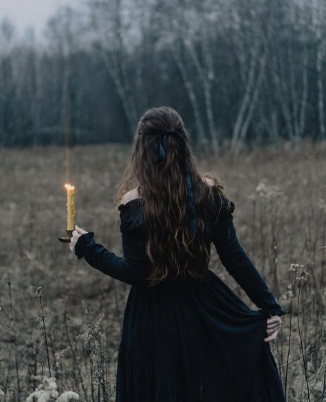 Fairytale Photoshoot, Halloween Photography, Dark Witch, Nature Photoshoot, Fairytale Photography, Costume Inspo, Halloween Photoshoot, Season Of The Witch, Family Costumes