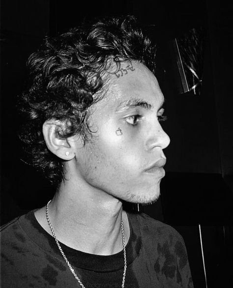 Dominic Fike Symbol, Dominic Fike Side Profile, Dominic Fike, Going To Rain, Think Fast, Sweet Soul, Future Boyfriend, Hair, Quick Saves