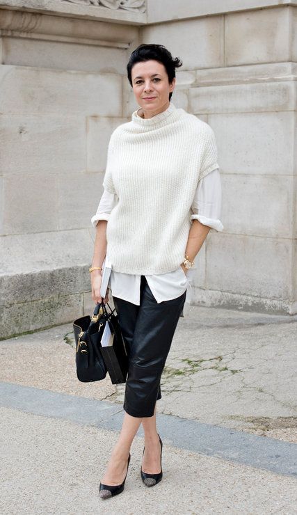 This is a 'look' that I like. Garance Doré, the Style Blogger, Snatches the Spotlight - NYTimes.com Francophile Style, French Style Icons, Casual Chique Stijl, The Sartorialist, Garance Dore, Style Désinvolte Chic, Style Parisienne, French Women Style, French Street Fashion