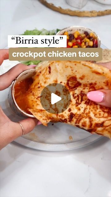 Makayla Thomas Birria Tacos, Macro Friendly Chicken Tacos, Family Friendly Healthy Meals, Makayla Thomas Fit Recipes Crockpot, Makayla Thomas Fit Recipes Breakfast, Makayla Thomas Fit Recipes Dinner, High Protein Family Meals, Macro Friendly Crockpot Recipes, High Protein Easy Meals