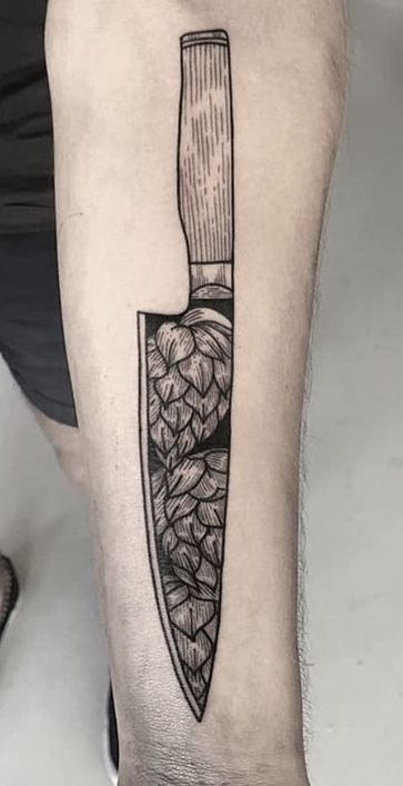 Santoku Knife Tattoo, Engraving Style Tattoo, Chef Knife Tattoo, Bone Fashion, Nova Tattoo, Chef Tattoo, Full Tattoo, Knife Tattoo, Elbow Tattoos