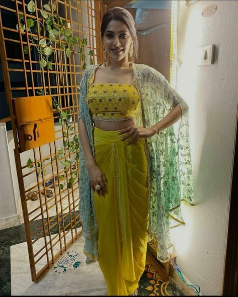 Nikki Tamboli, Haldi Ceremony Outfit, Haldi Dress, Haldi Outfits, Festive Outfits, Haldi Outfit, Function Dresses, Mehendi Outfits, Bollywood Masala