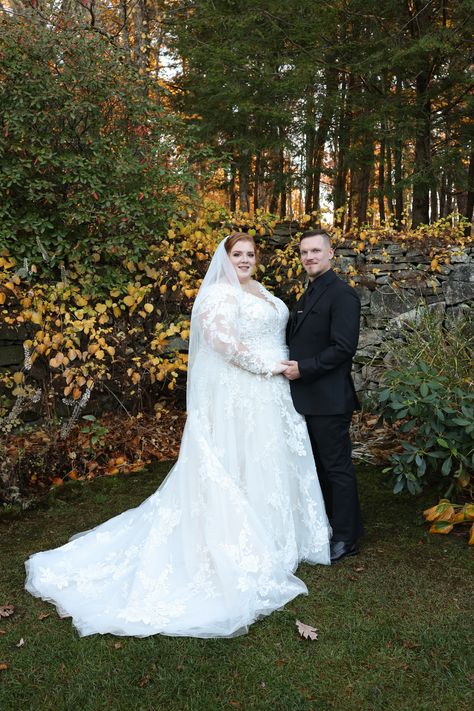 Fat Bride, Pins, White