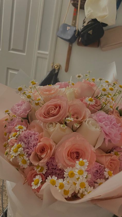 Flower Boquet, Pink Flower Bouquet, Luxury Flower Bouquets, Pink Rose Bouquet, Daisy Bouquet, Boquette Flowers, Prom Flowers, Flowers Bouquet Gift, Nothing But Flowers