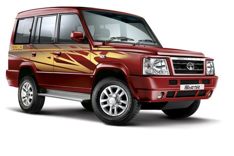 #Tata Motors Has Launched The Updated Tata #Sumo Gold In India: http://www.carblogindia.com/updated-tata-sumo-gold-launched-rs-5-93-lakhs/  #TataMotors #TataSumoGold #SumoGold #TataSumoMUV #SumoGoldMUV Tata Sumo, Car Cakes For Men, Tata Cars, Gold Car, New Luxury Cars, Upcoming Cars, Rs 5, Tata Motors, Car Camper