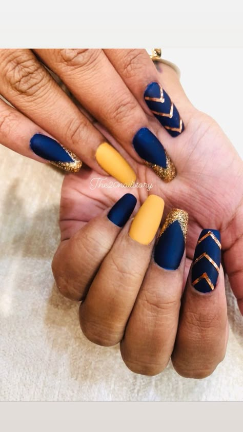 Colored Nail Designs, Blue And Yellow Nails, Teen Makeup, Nail Extensions Acrylic, Blue Gel Nails, Gold Acrylic Nails, Navy Nails, Yellow Nail Art, Yellow Nails Design