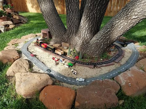 Pea Gravel Playground, Outdoor Childrens Play Area, Childrens Garden Ideas, Kids Garden Play Area, Outdoor Playscapes, Play Farm, Kids Yard, Play Area Backyard, Outdoor Play Spaces