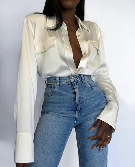 Oversized Silk Shirt Outfit, Long Sleeve Blouse Outfit, Declan Kane, Blouse Outfit Ideas, Silk Top Outfit, White Blouse Outfit, Satin Shirt Outfit, Silk Blouse Outfit, Silk Shirt Outfit