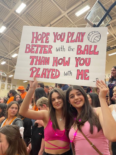 Volleyball Game Signs, Prep Rally Ideas, Fun Pep Rally Games, Pep Rally Outfits, Pep Rally Posters, Pep Rally Ideas, Pep Rally Themes, Stuco Ideas, Football Game Outfit Highschool