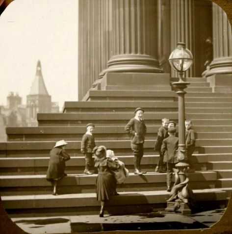 Children on st georges hall steps 1900s St Georges Hall, Liverpool History, St Georges, Liverpool Home, Liverpool City, New Brighton, Fashion Aesthetics, Joy Of Life, St George