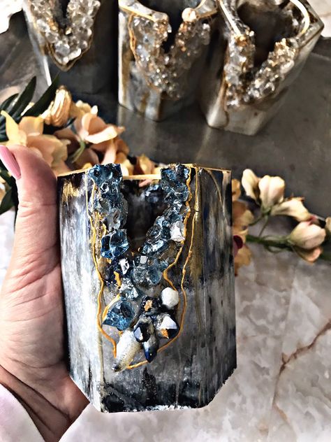 Candle Decor Wedding, Bling Table, Resin Candle Holder, Resin Pours, Table Candle Holders, Diy Candles Homemade, Table Candle, Resin Candle, Candle Wedding Decor