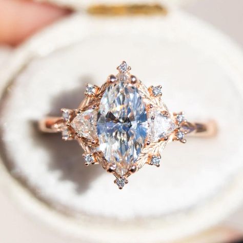 Woodland with marquise lab diamond 🍂💖 | Instagram Moissanite Engagement Ring Vintage, Pretty Engagement Rings, Unique Wedding Ring, Ring Inspo, Cute Engagement Rings, Future Engagement Rings, Engagement Ring Unique, Engagement Ring Vintage, Engagement Rings Marquise