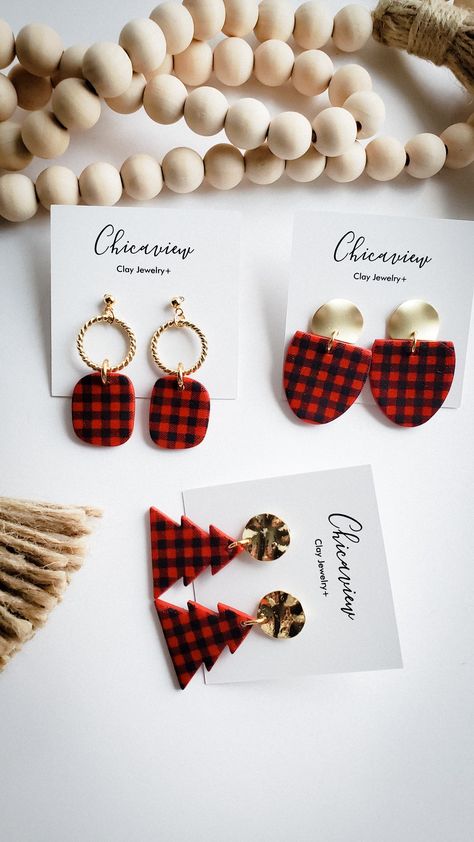 Buffalo Plaid Clay Earrings, Plaid Clay Earrings, Earrings Ideas, Valentines Earrings, Knot Stud Earrings, Poly Clay, Polymer Earrings, Buffalo Plaid Christmas, Earring Ideas