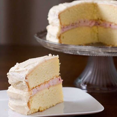 Raspberry Cream Cheese Filling for Cakes @keyingredient #cake #cheese Cream Cheese Cake Filling Recipes, Cream Cheese Filling For Cake, Cream Cheese Cake Filling, Raspberry Cream Cheese Filling, Fruit Cake Filling, Raspberry Cake Filling, Chocolate Filling For Cake, Cheese Cake Filling, Raspberry Cream Cheese