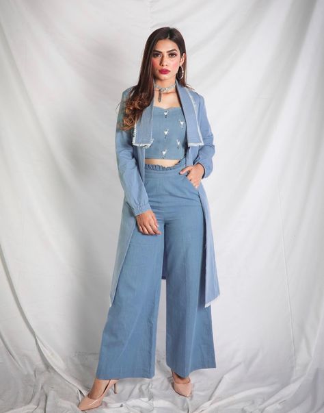 Nagma Mirajkar Outfits, Awez Darbar, Western Kurti, Nagma Mirajkar, Girls Jeans Fashion, Floral Print Gowns, Designer Bridal Lehenga Choli, 2piece Outfits, Tiktok Star