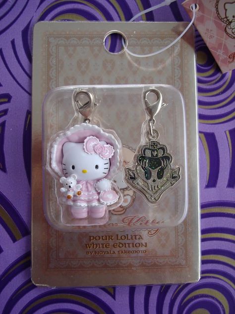 Hello Kitty pour Lolita white edition by Novala Takemoto l… | Flickr Hello Kitty Keychains, Y2k Sanrio, Pink Era, Charmmy Kitty, Kawaii Toys, Phone Charms, Anime Figurines, Hello Kitty Items, Cute Keychain