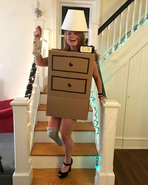 One Night Stand Costume, Funny Fancy Dress, Solo Halloween Costume Ideas, Halloween Costume Puns, Spooky Halloween Costumes, One Night Stand, Fantasias Halloween, Halloween Costume Ideas, Creative Halloween Costumes