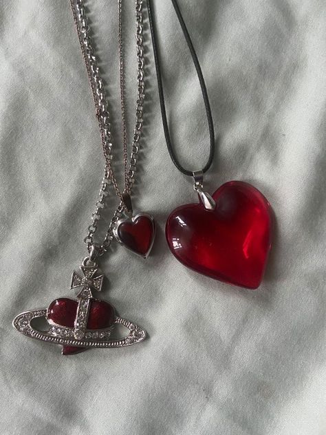 Red Vivienne Westwood Necklace, Cherry Red Accessories, Silver And Red Aesthetic, Dark Red Accessories, Red Necklace Outfit, Dark Red Jewelry, Cherry Core, Cherry Jewelry, Red Heart Necklace