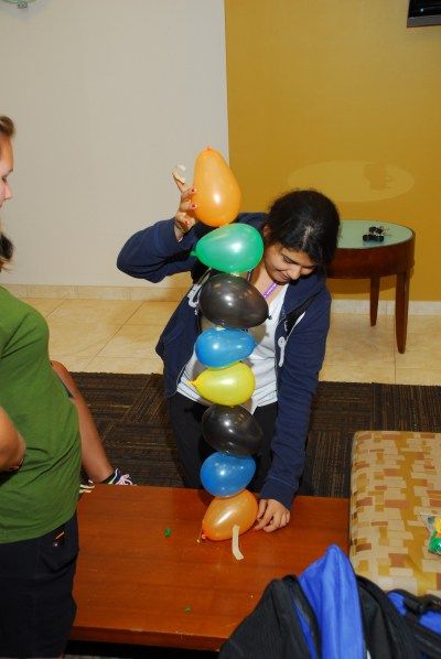 Build the tallest possible freestanding tower using balloons and masking tape. Building Games For Kids, Team Building Activity, Balloon Tower, Team Builders, Fun Group Games, Team Building Games, Youth Games, Team Activities, Youth Group Games