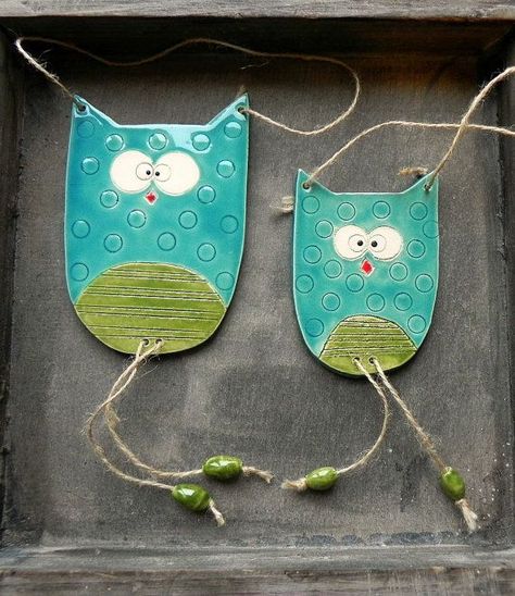 Fun and Easy Clay Date Ideas to Try on Your Next Date Night Green Color Combination, Aqua And Green, Green Color Combinations, Family Ornaments, Owl Family, Ceramic Wall Art, Caribbean Blue, Clay Ornaments, Family Ornament