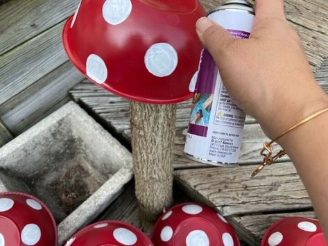 We love these cute large mushroom garden ornaments. Repurpose old bowls to make this quick and cheap diy garden decorations. So if you love fairly garden decorations you'll love these cheap garden mushroom yard art. #garden #mushrooms #decorations How To Make Fairy Mushrooms, Diy Toadstools How To Make, Outdoor Mushroom Diy, Making Mushrooms For Garden, How To Make Toadstools, Diy Mushroom Decor Bedroom, Diy Large Mushroom Prop, Knomes Garden Diy, Diy Mushroom Garden Decor